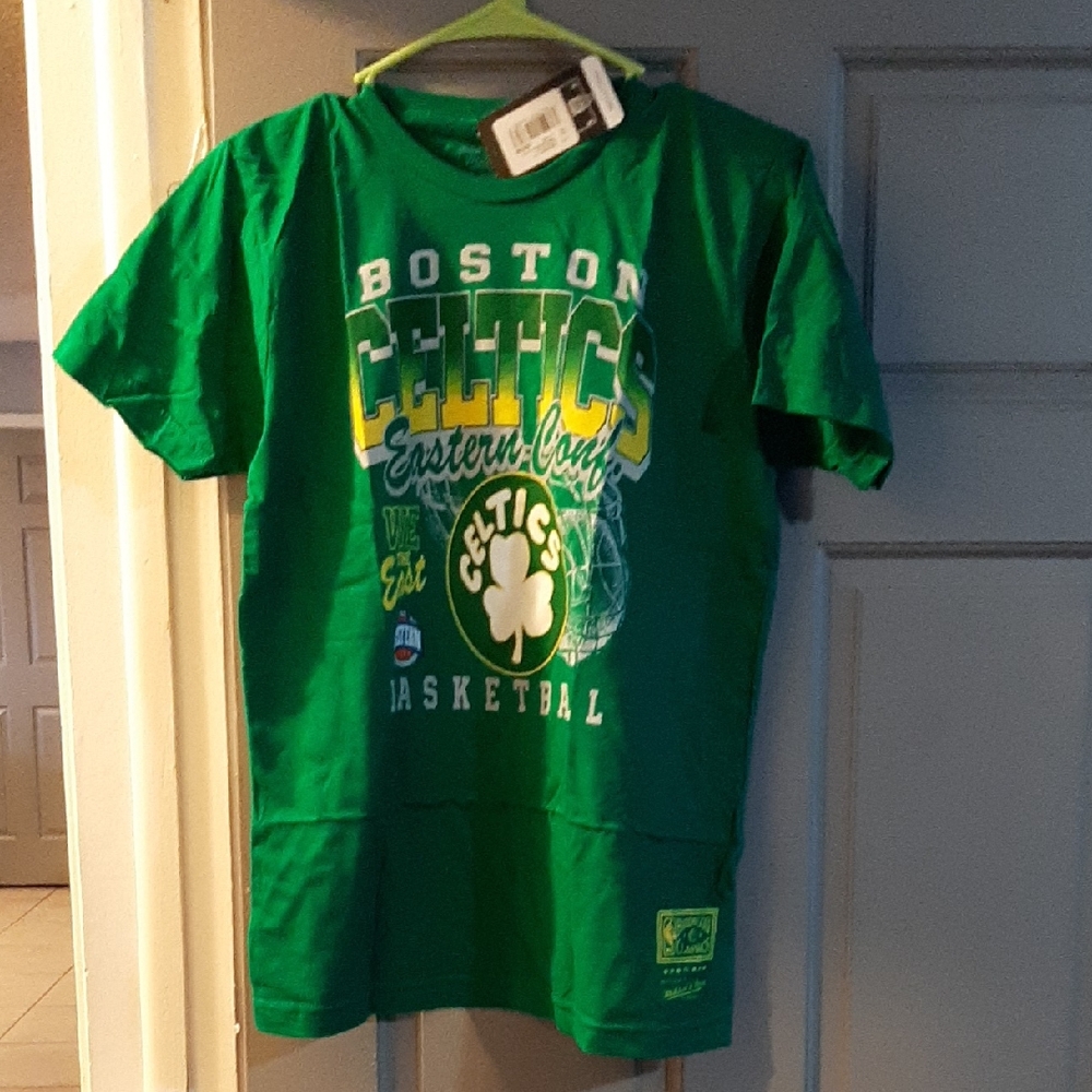 Mitchell & Ness Green Short Sleeve Tees